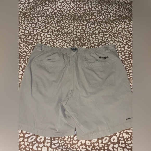 Columbia Omni-Shield shorts- BUNDLE - Picture 12 of 15